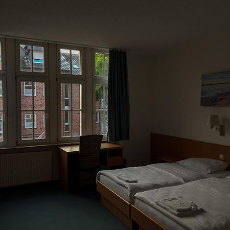 Stadthotel Kolpinghaus - Vier Ecken Werne Екстериор снимка
