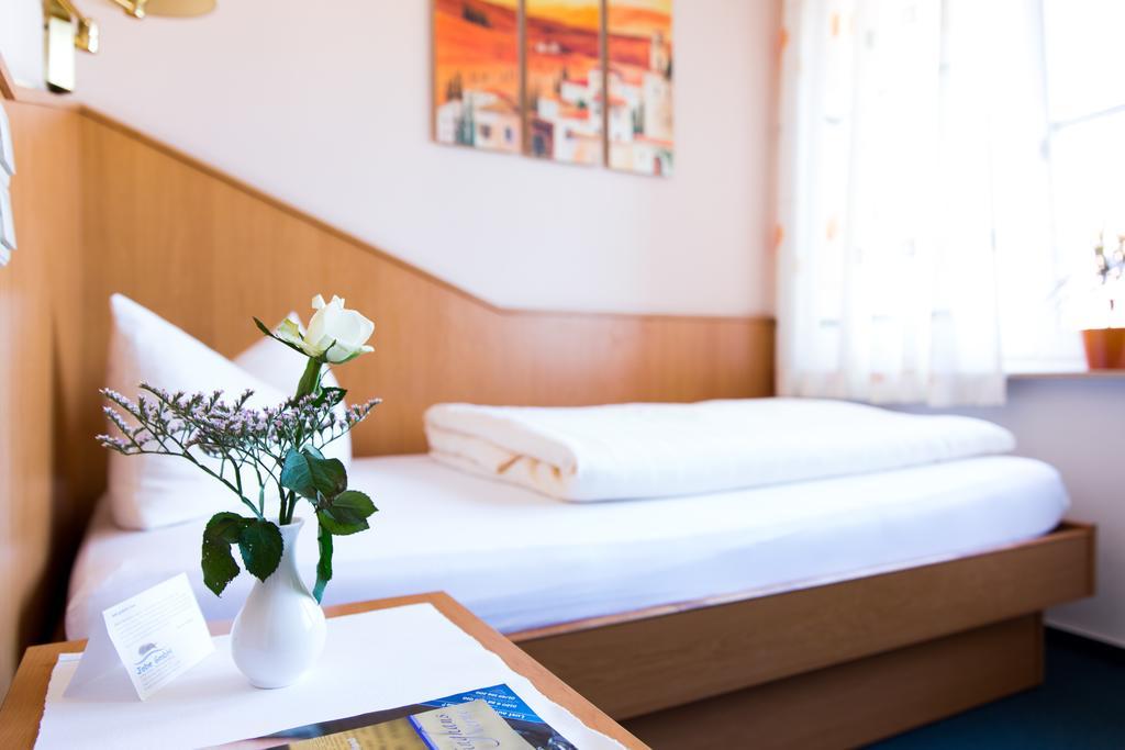 Stadthotel Kolpinghaus - Vier Ecken Werne Екстериор снимка