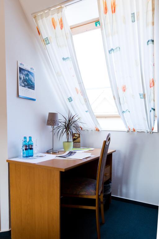 Stadthotel Kolpinghaus - Vier Ecken Werne Стая снимка
